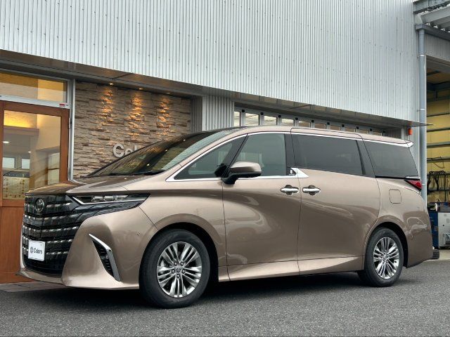 2025 Toyota Alphard Z - photo 1 2025 Toyota Alphard Z Van for sale, Japanese used car export - photo 1 of 24 | GULJI TRADERS