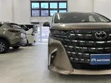 2026 Toyota Alphard 2.5 Z 7 people Other Van for sale, Japanese used car export - photo 3 of 30 | GULJI TRADERS