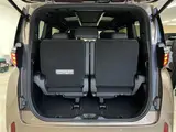 2026 Toyota Alphard 2.5 Z 7 people Other Van for sale, Japanese used car export - photo 19 of 30 | GULJI TRADERS