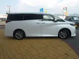 2026 Toyota Alphard Z Pearl Van for sale, Japanese used car export - photo 4 of 9 | GULJI TRADERS