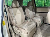 2012 Toyota Alphard Hybrid Hybrid G Van for sale, Japanese used car export - photo 26 of 30 | GULJI TRADERS