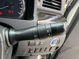 2014 Toyota Alphard Hybrid 2.4 SR 4WD Van for sale, Japanese used car export - photo 18 of 63 | GULJI TRADERS
