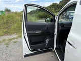 2014 Toyota Alphard Hybrid 2.4 SR 4WD Van for sale, Japanese used car export - photo 48 of 63 | GULJI TRADERS