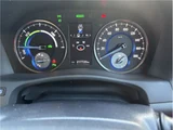 2015 Toyota Alphard Hybrid Lounge Van for sale, Japanese used car export - photo 46 of 68 | GULJI TRADERS
