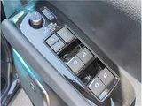2015 Toyota Alphard Hybrid Lounge 4WD Van for sale, Japanese used car export - photo 22 of 26 | GULJI TRADERS