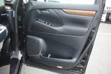 2015 Toyota Alphard Hybrid 2.5 Executive 4WD Van for sale, Japanese used car export - photo 19 of 30 | GULJI TRADERS