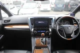 2015 Toyota Alphard Hybrid 2.5 Executive 4WD Van for sale, Japanese used car export - photo 23 of 30 | GULJI TRADERS