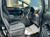 2016 Toyota Alphard Hybrid Lounge Van for sale, Japanese used car export - photo 4 of 34 | GULJI TRADERS