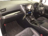 2016 Toyota Alphard Hybrid 4WD Hybrid SR Van for sale, Japanese used car export - photo 4 of 12 | GULJI TRADERS