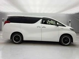 2016 Toyota Alphard Hybrid X 4WD Van for sale, Japanese used car export - photo 6 of 10 | GULJI TRADERS