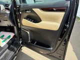 2016 Toyota Alphard Hybrid Hybrid 2.5 G E-Four 4WD Van for sale, Japanese used car export - photo 19 of 20 | GULJI TRADERS