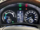 2017 Toyota Alphard Hybrid Lounge Van for sale, Japanese used car export - photo 32 of 46 | GULJI TRADERS