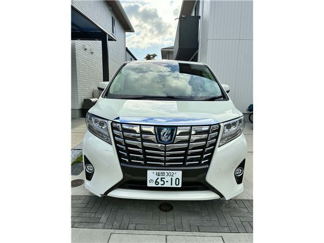 2017 Toyota Alphard Hybrid G Van for sale, Japanese used car export - photo 1 of 20 | GULJI TRADERS