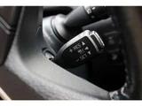 2017 Toyota Alphard Hybrid Hybrid 2.5 G E-Four 4WD Van for sale, Japanese used car export - photo 52 of 72 | GULJI TRADERS