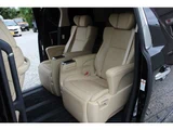 2017 Toyota Alphard Hybrid Hybrid 2.5 G E-Four 4WD Van for sale, Japanese used car export - photo 60 of 72 | GULJI TRADERS