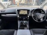 2017 Toyota Alphard Hybrid 2.5 SR 4WD Van for sale, Japanese used car export - photo 19 of 30 | GULJI TRADERS
