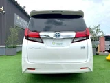 2017 Toyota Alphard Hybrid 2.5X 4WD Van for sale, Japanese used car export - photo 4 of 9 | GULJI TRADERS