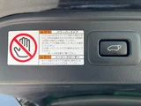 2018 Toyota Alphard Hybrid Lounge S Van for sale, Japanese used car export - photo 18 of 44 | GULJI TRADERS