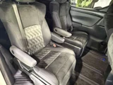 2018 Toyota Alphard Hybrid Hybrid 2.5 S E-Four 4WD Van for sale, Japanese used car export - photo 27 of 51 | GULJI TRADERS