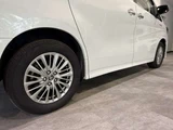 2018 Toyota Alphard Hybrid Hybrid 2.5 S E-Four 4WD Van for sale, Japanese used car export - photo 39 of 51 | GULJI TRADERS
