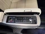2018 Toyota Alphard Hybrid Hybrid 2.5 Lounge S E-Four 4WD Van for sale, Japanese used car export - photo 62 of 68 | GULJI TRADERS