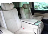 2018 Toyota Alphard Hybrid Lounge Van for sale, Japanese used car export - photo 26 of 63 | GULJI TRADERS