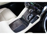 2018 Toyota Alphard Hybrid Lounge Van for sale, Japanese used car export - photo 53 of 63 | GULJI TRADERS