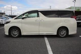 2018 Toyota Alphard Hybrid 2.5 G 4WD Van for sale, Japanese used car export - photo 11 of 30 | GULJI TRADERS