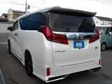 2018 Toyota Alphard Hybrid 4WD Hybrid SR Van for sale, Japanese used car export - photo 12 of 24 | GULJI TRADERS