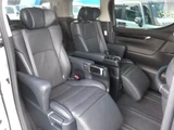 2018 Toyota Alphard Hybrid 4WD Hybrid SR Van for sale, Japanese used car export - photo 18 of 24 | GULJI TRADERS