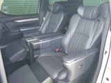 2018 Toyota Alphard Hybrid Lounge S 2.5ExecutiveS Van for sale, Japanese used car export - photo 13 of 24 | GULJI TRADERS