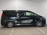 2018 Toyota Alphard Hybrid 4WD Hybrid G Van for sale, Japanese used car export - photo 5 of 24 | GULJI TRADERS