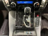 2019 Toyota Alphard Hybrid Hybrid 2.5 SR E-Four 4WD Van for sale, Japanese used car export - photo 18 of 56 | GULJI TRADERS