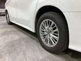 2019 Toyota Alphard Hybrid Hybrid 2.5 SR E-Four 4WD Van for sale, Japanese used car export - photo 31 of 56 | GULJI TRADERS