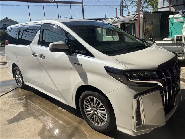 2019 Toyota Alphard Hybrid SR Van for sale, Japanese used car export - photo 1 of 22 | GULJI TRADERS