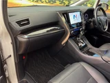 2019 Toyota Alphard Hybrid Hybrid SR Van for sale, Japanese used car export - photo 23 of 27 | GULJI TRADERS