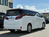 2019 Toyota Alphard Hybrid Hybrid 2.5 SR E-Four 4WD Van for sale, Japanese used car export - photo 6 of 50 | GULJI TRADERS