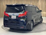 2019 Toyota Alphard Hybrid Hybrid 2.5 Lounge E-Four 4W Van for sale, Japanese used car export - photo 2 of 10 | GULJI TRADERS