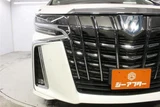 2019 Toyota Alphard Hybrid 2.5 S Van for sale, Japanese used car export - photo 11 of 30 | GULJI TRADERS