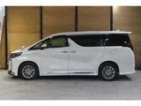2020 Toyota Alphard Hybrid Hybrid 2.5 SR E-Four 4WD Van for sale, Japanese used car export - photo 9 of 72 | GULJI TRADERS