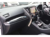 2020 Toyota Alphard Hybrid Hybrid 2.5 SR E-Four 4WD Van for sale, Japanese used car export - photo 45 of 72 | GULJI TRADERS