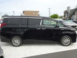 2020 Toyota Alphard Hybrid Hybrid 2.5 G E-Four 4WD Van for sale, Japanese used car export - photo 15 of 54 | GULJI TRADERS