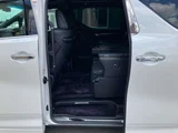 2020 Toyota Alphard Hybrid Hybrid 2.5 Lounge S E-Four 4WD Van for sale, Japanese used car export - photo 52 of 80 | GULJI TRADERS
