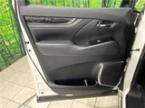 2020 Toyota Alphard Hybrid Hybrid SR Van for sale, Japanese used car export - photo 26 of 30 | GULJI TRADERS