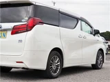 2020 Toyota Alphard Hybrid Lounge Van for sale, Japanese used car export - photo 8 of 71 | GULJI TRADERS