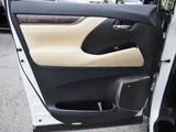 2020 Toyota Alphard Hybrid Lounge Van for sale, Japanese used car export - photo 65 of 71 | GULJI TRADERS