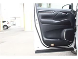 2020 Toyota Alphard Hybrid SR Van for sale, Japanese used car export - photo 23 of 69 | GULJI TRADERS