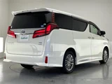 2020 Toyota Alphard Hybrid Lounge S 4WD Van for sale, Japanese used car export - photo 2 of 23 | GULJI TRADERS