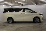 2020 Toyota Alphard Hybrid 2.5 G Fpkg Van for sale, Japanese used car export - photo 4 of 30 | GULJI TRADERS