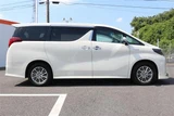 2020 Toyota Alphard Hybrid 2.5 SR Van for sale, Japanese used car export - photo 9 of 30 | GULJI TRADERS